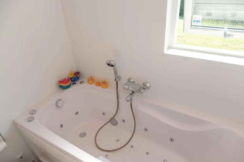 Awesome Home In Ebeltoft With 3 Bedrooms And Internet 0*,  Dänemark