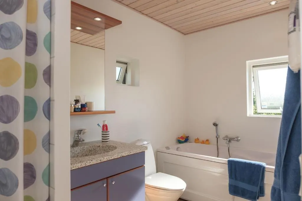 Awesome Home In Ebeltoft With 3 Bedrooms And Internet Holiday home