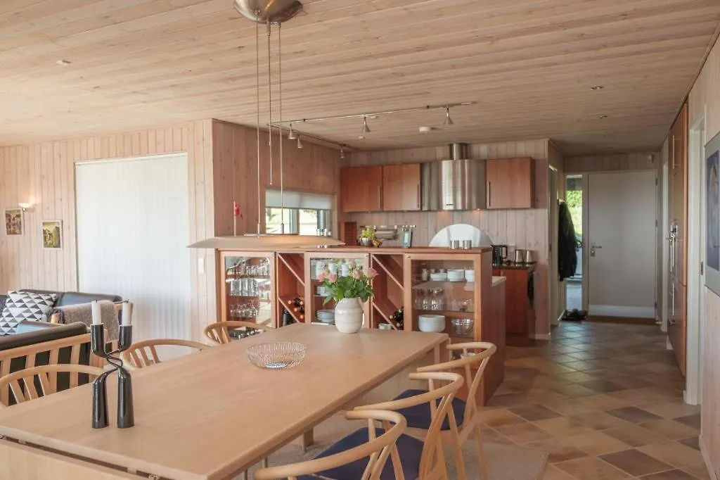 Holiday home Awesome Home In Ebeltoft With 3 Bedrooms And Internet
